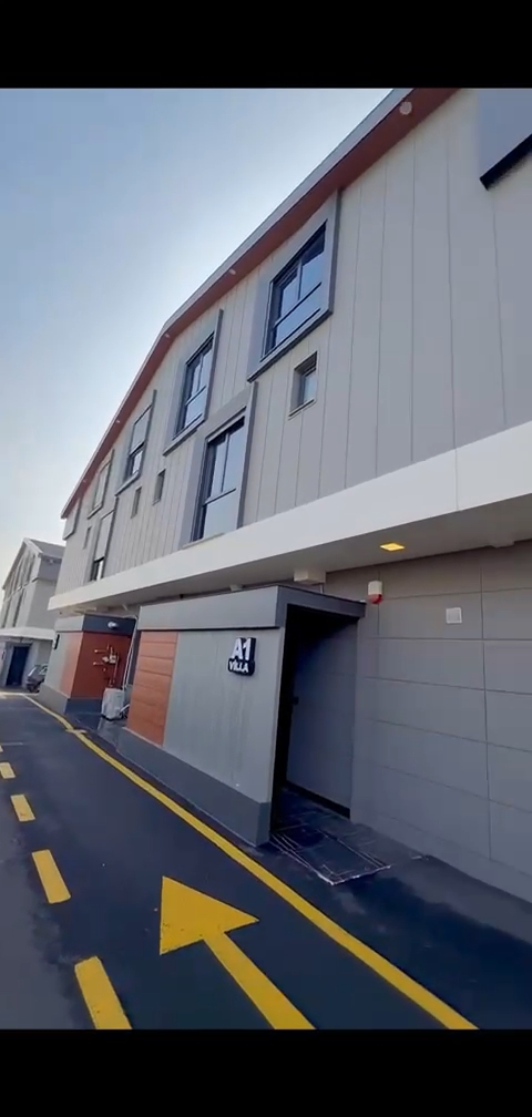 <br />
<b>Deprecated</b>:  htmlspecialchars(): Passing null to parameter #1 ($string) of type string is deprecated in <b>/home/acc822akmircomt/public_html/pages/property.php</b> on line <b>891</b><br />
